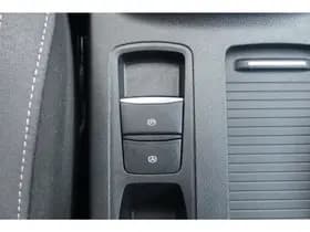 Ford Focus Wagon 1.0 EcoBoost Titanium thumbnail 33