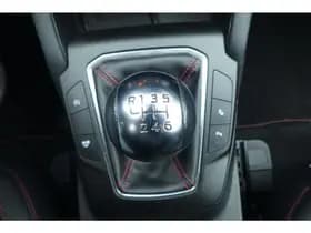 Ford Kuga 1.5 EcoBoost ST-Line X thumbnail 25