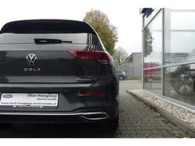 Volkswagen Golf 1.4 eHybrid Style Urano grey thumbnail 4