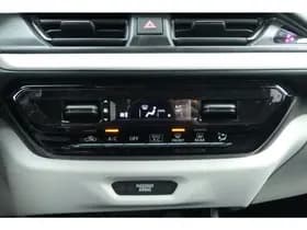 Suzuki Swift 1.2 Select Smart Hybrid thumbnail 27