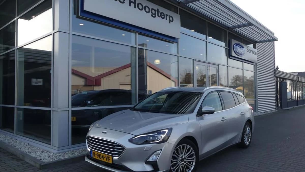 Ford Focus Wagon 1.0 EcoBoost Titanium Business — foto 1