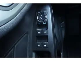 Ford Focus Wagon 1.0 EcoBoost Titanium Business thumbnail 34