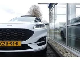 Ford Kuga thumbnail 3