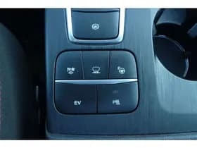 Ford Kuga thumbnail 41