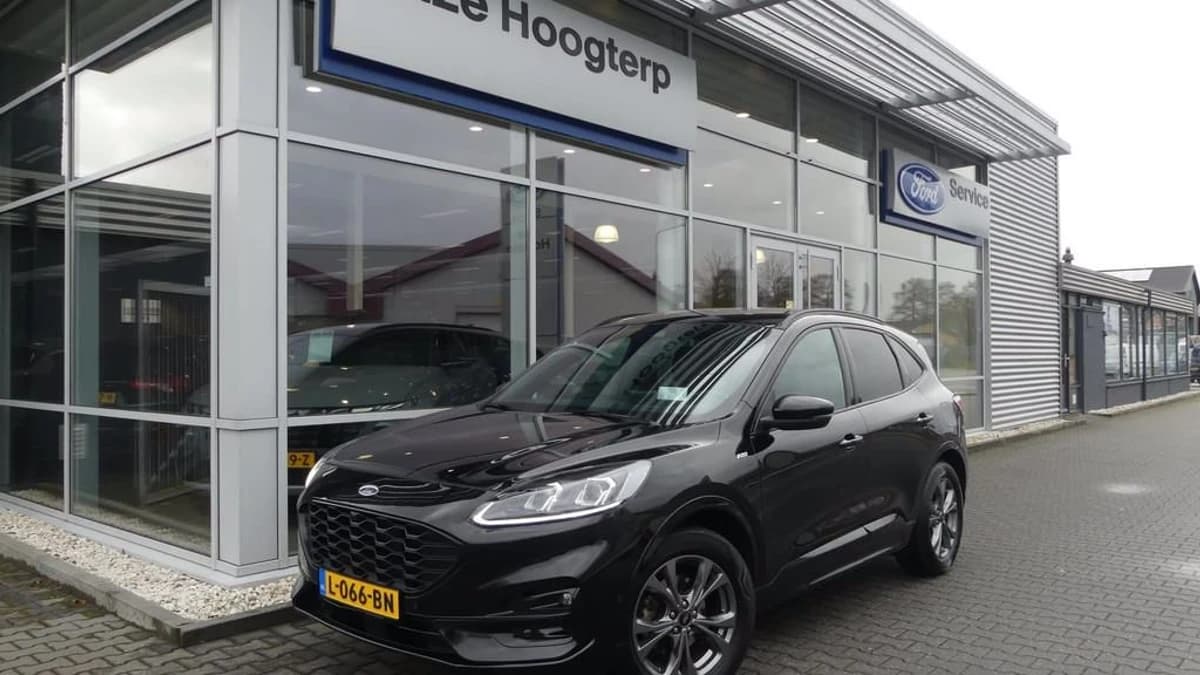Ford Kuga 1.5 EcoBoost ST-Line X — foto 1