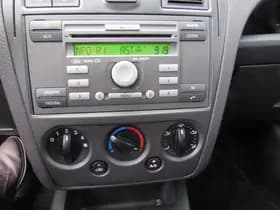 Ford Fusion 1.6-16V Futura thumbnail 13