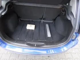 Ford Fusion 1.6-16V Futura thumbnail 16