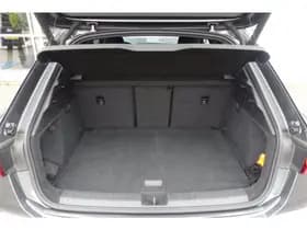 Audi A3 Sportback 45 TFSI e S edition Competition Daytonagrijs pareleffect thumbnail 12