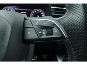 Audi A3 Sportback 45 TFSI e S edition Competition Daytonagrijs pareleffect thumbnail 25