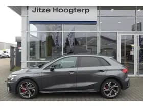 Audi A3 Sportback 45 TFSI e S edition Competition Daytonagrijs pareleffect thumbnail 6