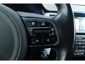 Kia Niro 1.6 GDi Hybrid ComfortLine Absolute Black Pearl (ABP) thumbnail 24