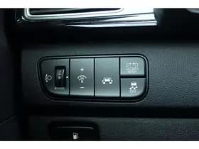 Kia Niro 1.6 GDi Hybrid ComfortLine Absolute Black Pearl (ABP) thumbnail 36