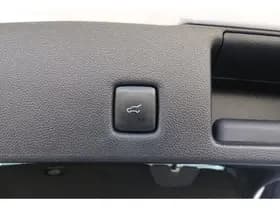 Ford Kuga 2.5 PHEV Vignale thumbnail 13