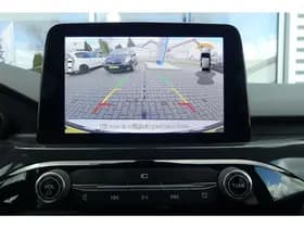 Ford Kuga thumbnail 35