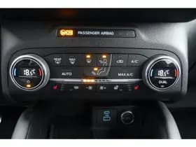 Ford Kuga 1.5 EcoBoost ST-Line X thumbnail 29