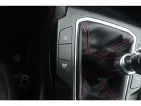 Ford Kuga 1.5 EcoBoost ST-Line X thumbnail 39