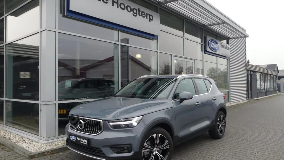 Volvo Xc40 1.5 T5 Recharge Inscription Thunder — foto 1