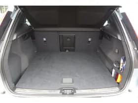 Volvo XC40 thumbnail 12
