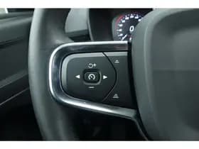 Volvo XC40 thumbnail 25