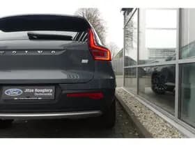 Volvo XC40 thumbnail 4