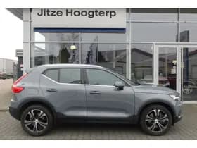 Volvo XC40 thumbnail 7
