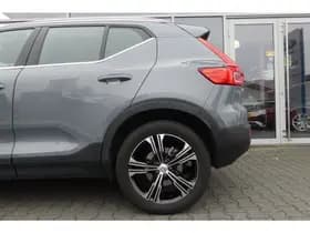 Volvo XC40 thumbnail 9