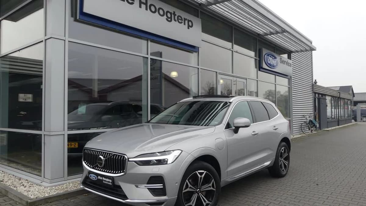 Volvo Xc60 2.0 T6 Plug-in hybrid AWD Inscription Expression SILVER DAWN (735) — foto 1
