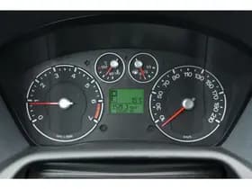 Ford Fusion 1.6-16V Futura thumbnail 22