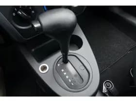 Ford Fusion 1.6-16V Futura thumbnail 23