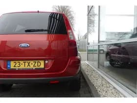 Ford Fusion 1.6-16V Futura thumbnail 4