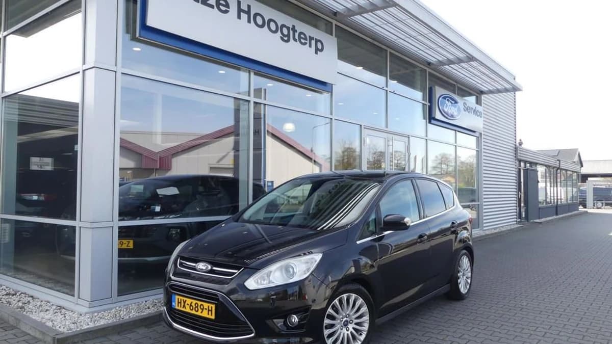 Ford C-max 1.0 Titanium — foto 1