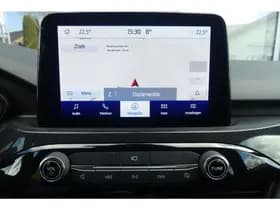 Ford Kuga thumbnail 32