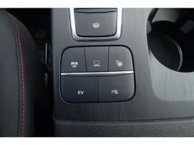 Ford Kuga thumbnail 39