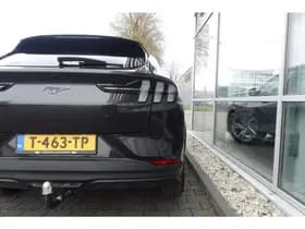 Ford Mustang thumbnail 4