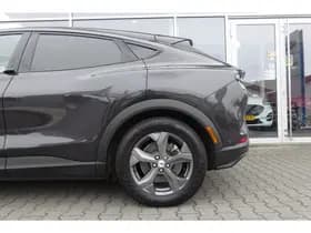 Ford Mustang thumbnail 9