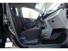 Suzuki Alto thumbnail 19