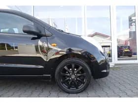 Suzuki Alto thumbnail 8