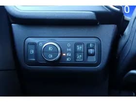 Ford Kuga thumbnail 34