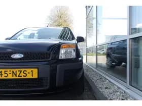 Ford Fusion thumbnail 3