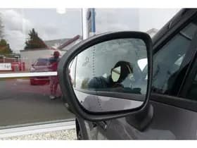 Renault Captur thumbnail 14