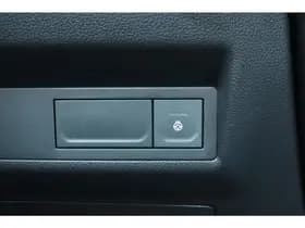 Renault Captur thumbnail 37