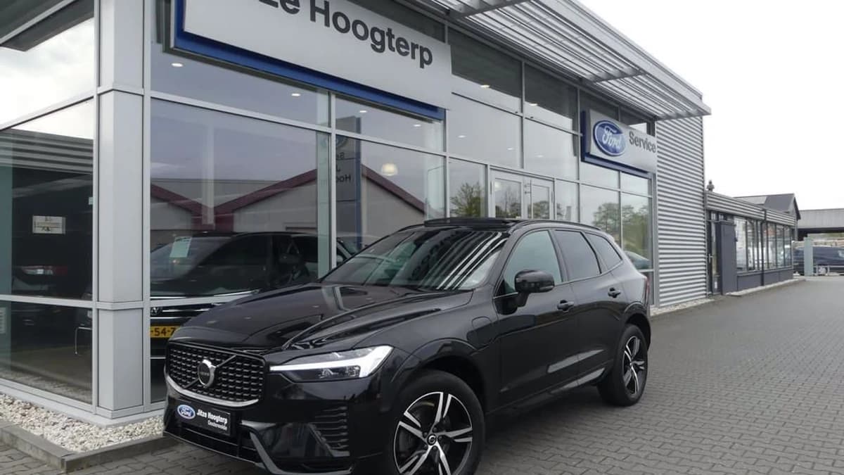 Volvo XC60 — foto 1