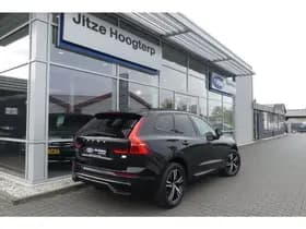 Volvo XC60 thumbnail 2