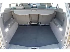 Ford C-Max thumbnail 12