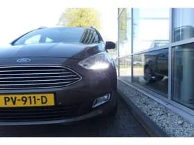 Ford C-Max thumbnail 3