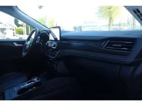 Ford Kuga thumbnail 23