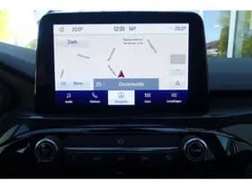 Ford Kuga thumbnail 33