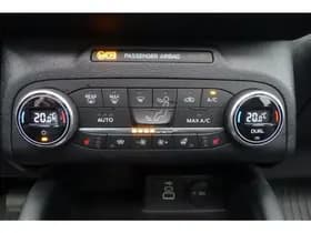 Ford Kuga thumbnail 32