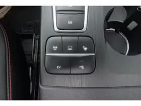 Ford Kuga thumbnail 41