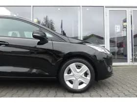 Ford Fiesta thumbnail 8